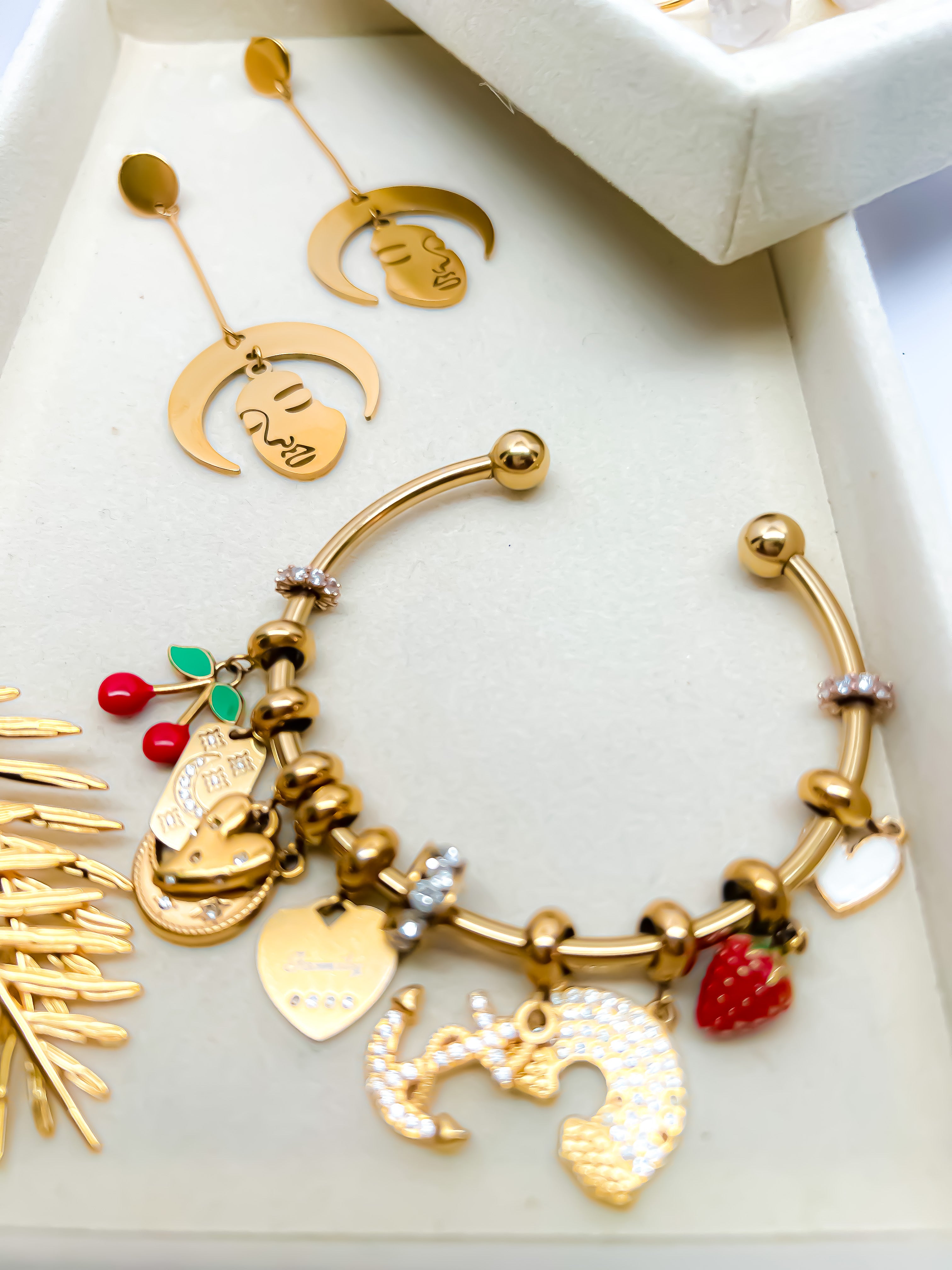 My Favorite Charm Bracelet